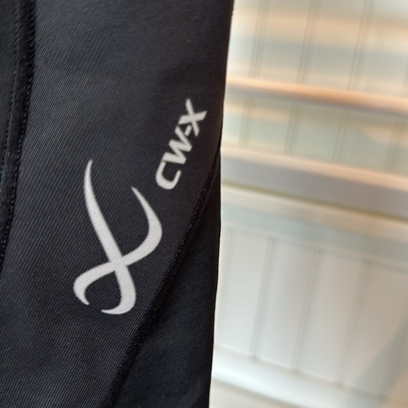 CW-X Stabilyx 3/4 compression tights size medium. NWOT - Picture 5 of 6